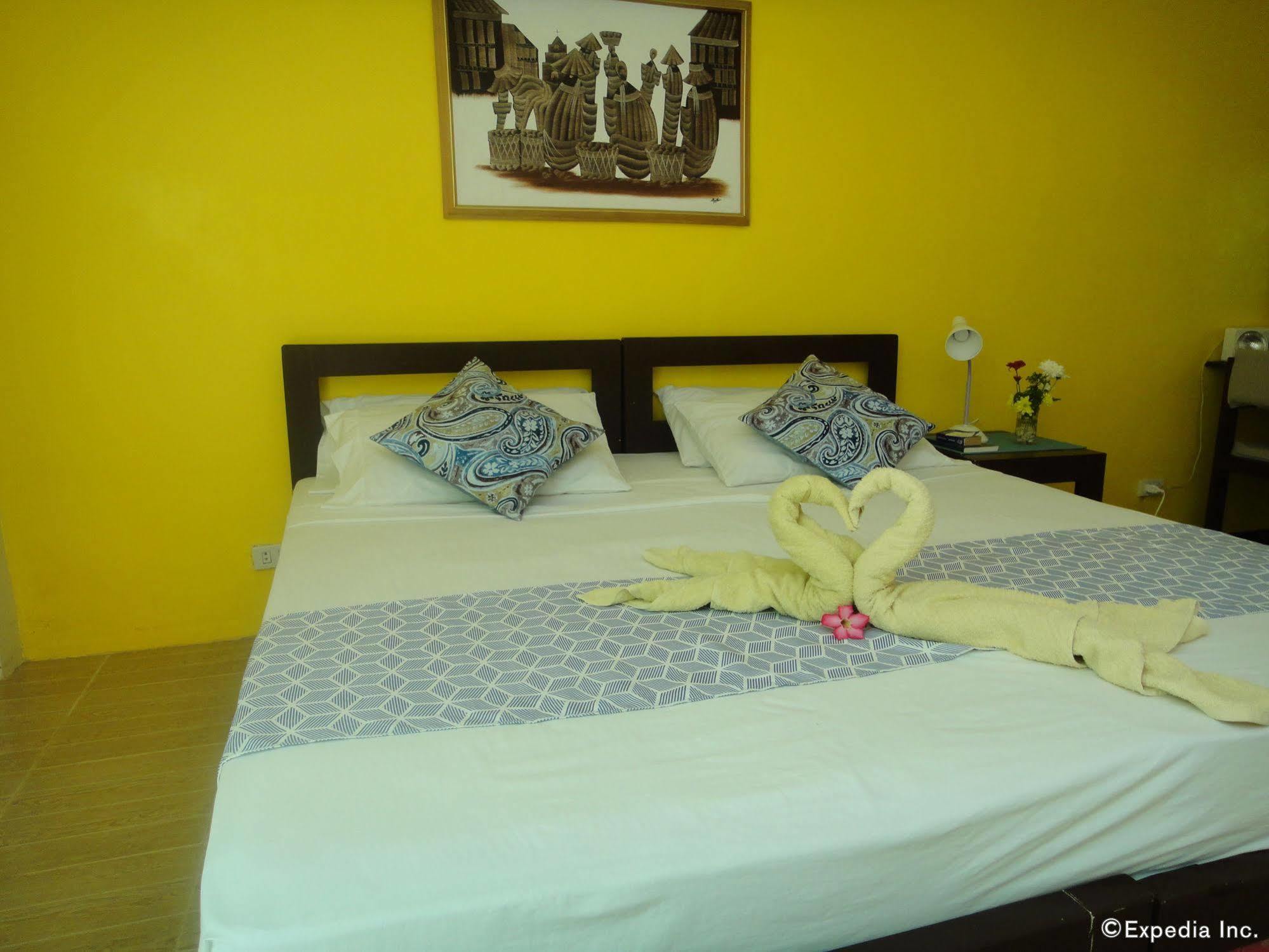 By The Bay, Jacana Bed & Breakfast Puerto Princesa Exterior foto