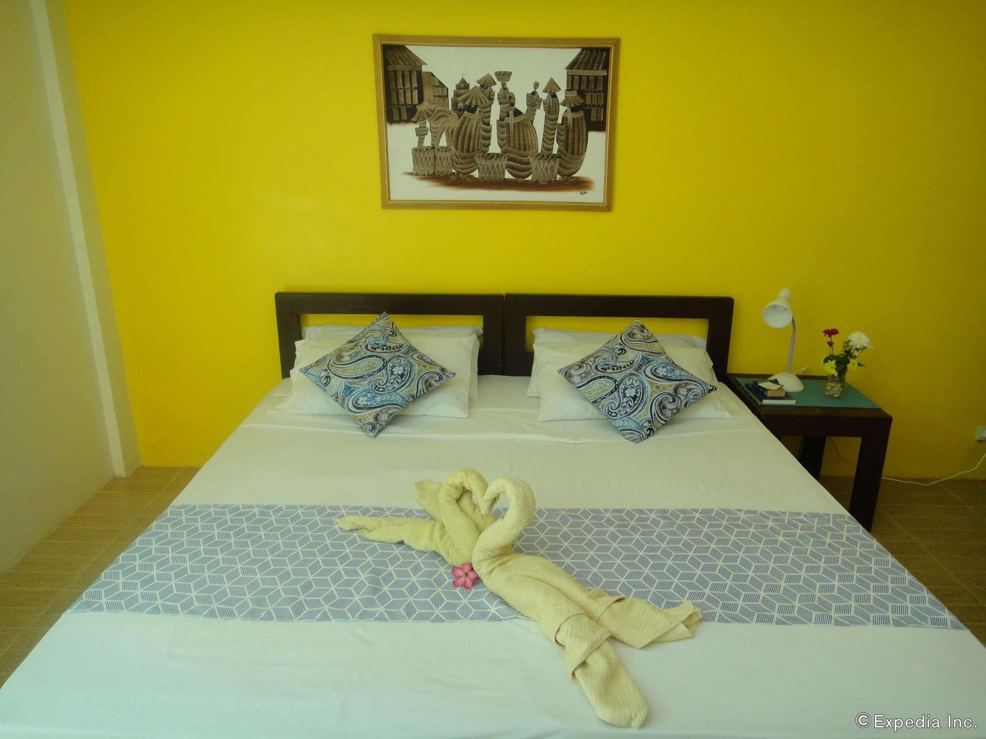 By The Bay, Jacana Bed & Breakfast Puerto Princesa Exterior foto