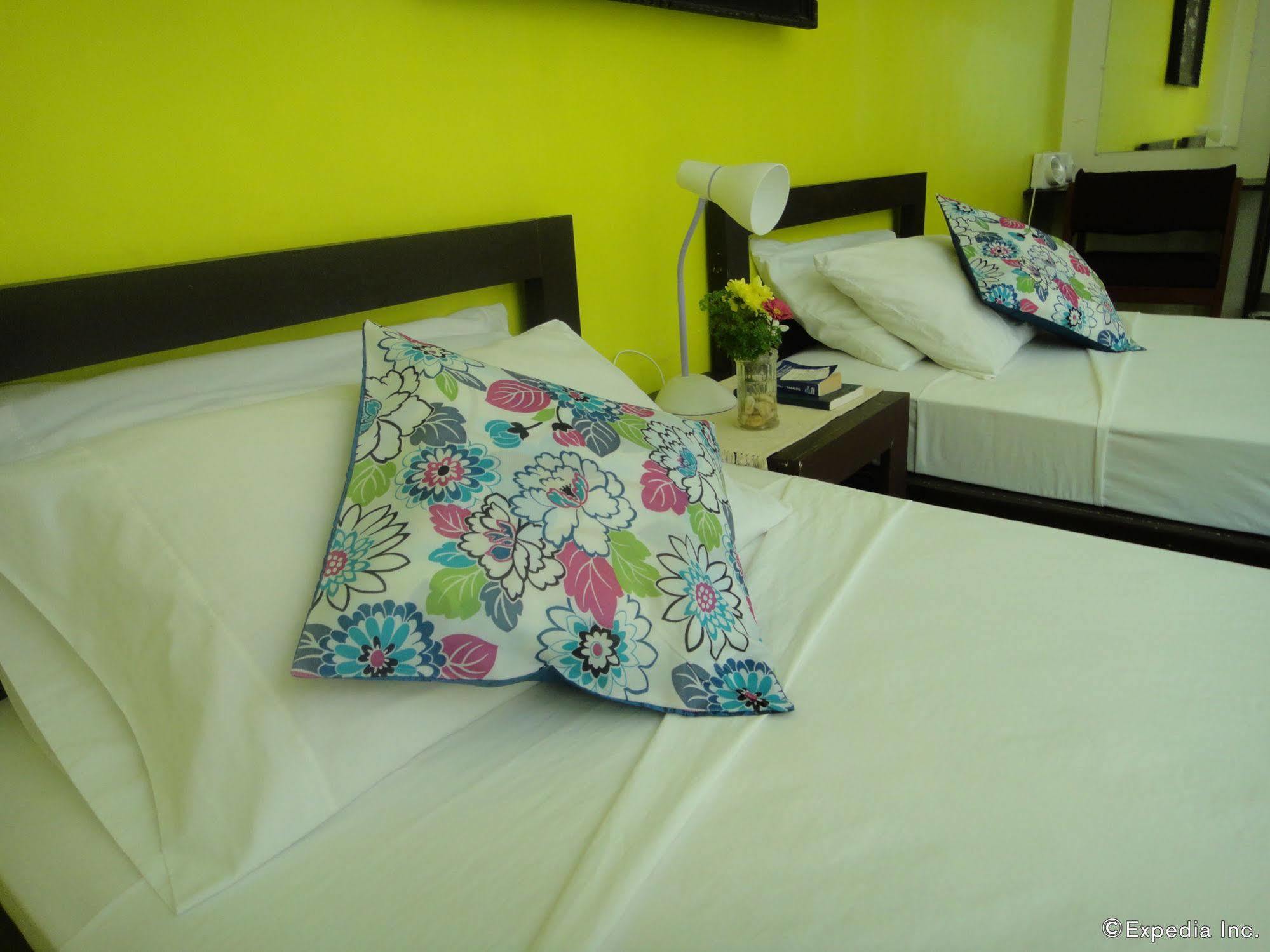 By The Bay, Jacana Bed & Breakfast Puerto Princesa Exterior foto