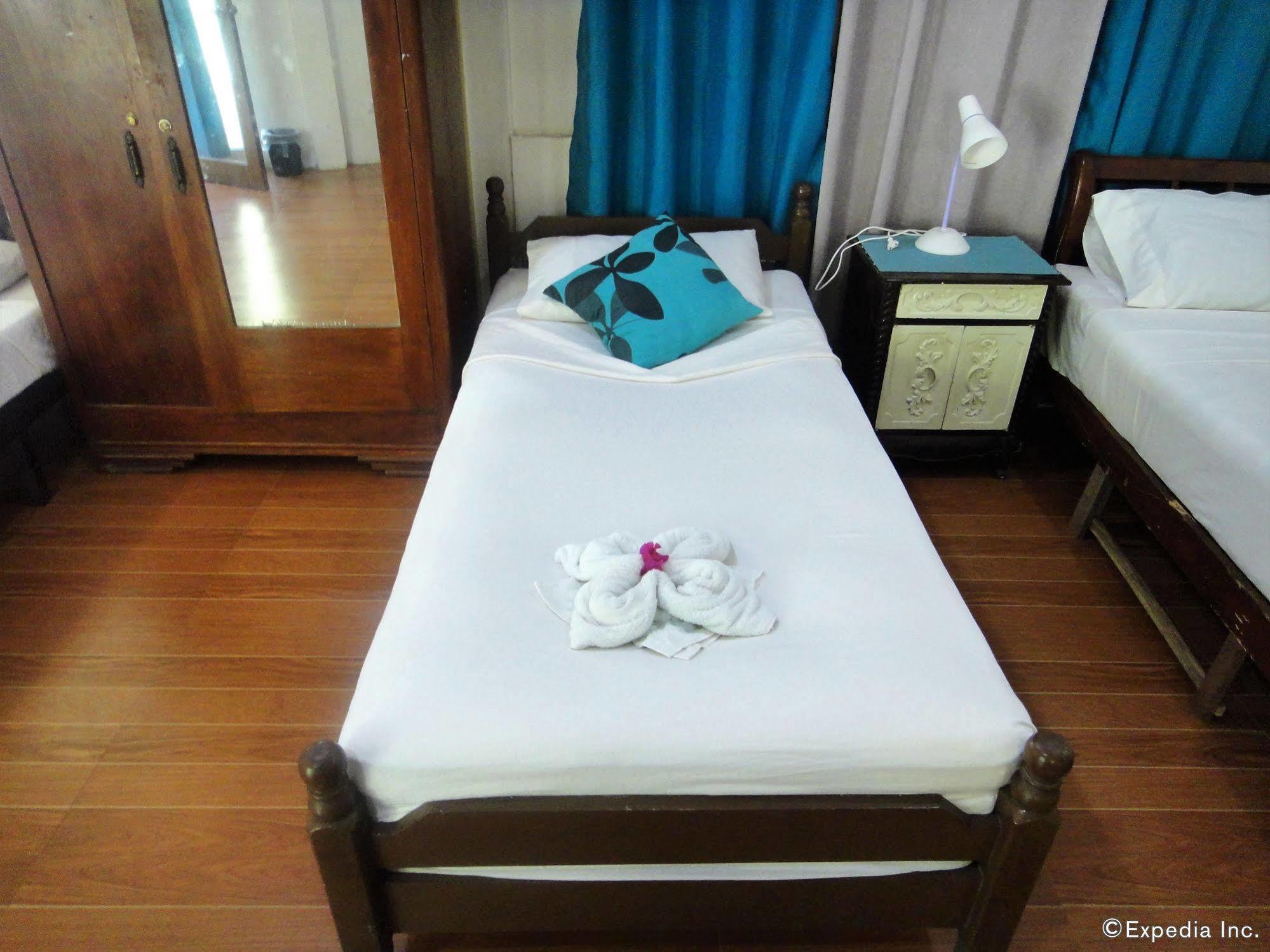 By The Bay, Jacana Bed & Breakfast Puerto Princesa Exterior foto